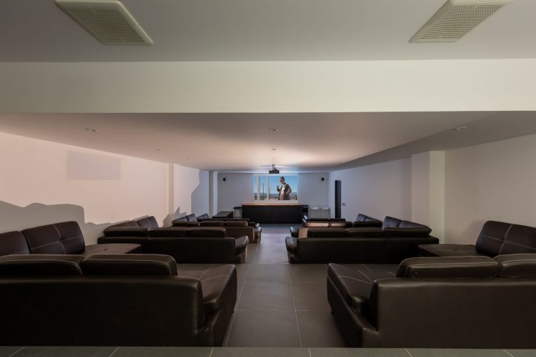 Salle de Cinéma Villa Veha