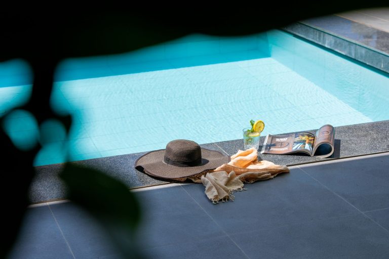 Piscine villa veha Thaïlande