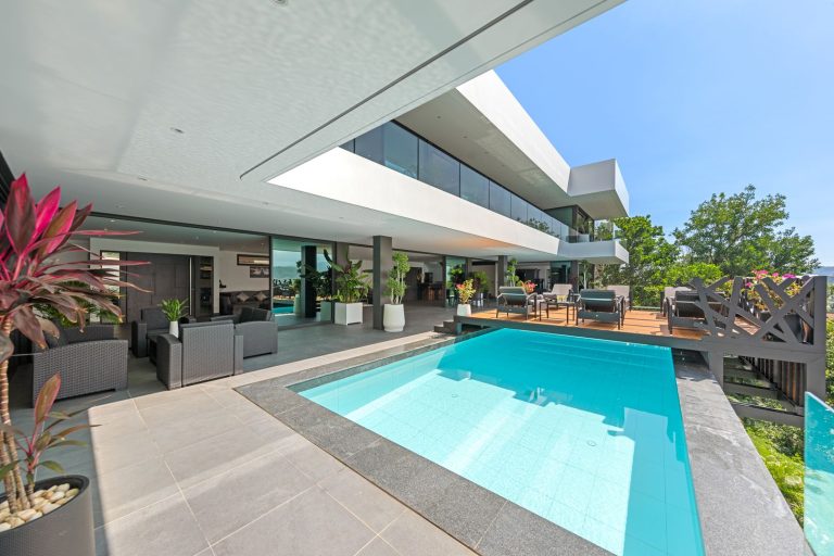 Piscine villa veha Thaïlande